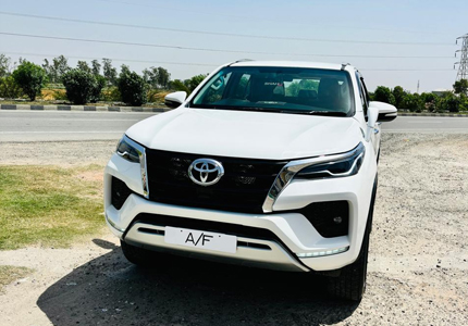 Fortuner Wedding Car